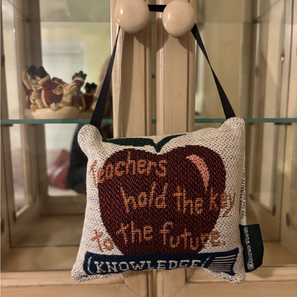 Goodwin Weavers Teacher’s Pet 6 inches Hanging Door Pillow